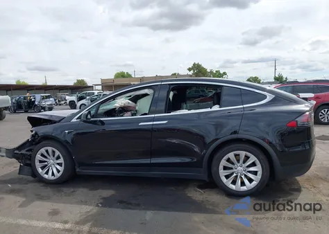 2018 Tesla Model X 100D/75D/P100D из США, поврежденный, VIN 5YJXCBE20JF091575